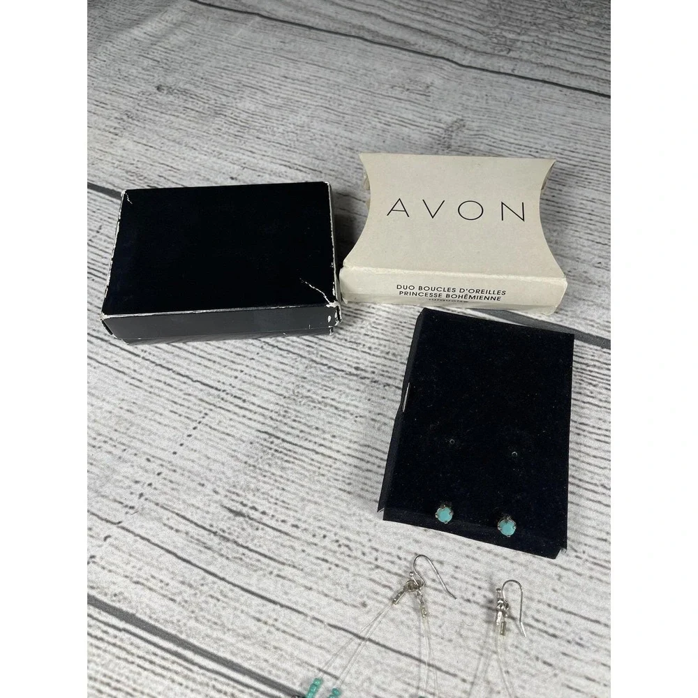 Avon Bohemian Princess White Earrings‎ 2 Piece